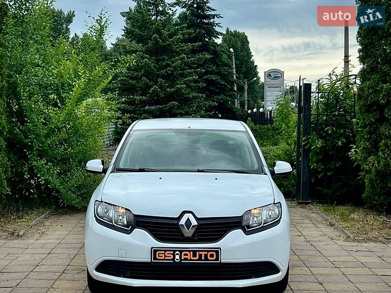 Фото Renault Logan з оголошення AUTO.RIA