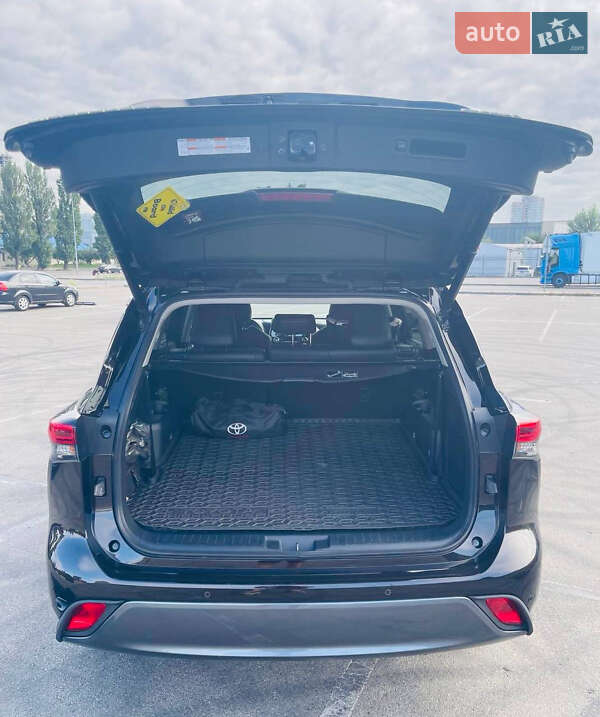 Фото Toyota Highlander з оголошення AUTO.RIA