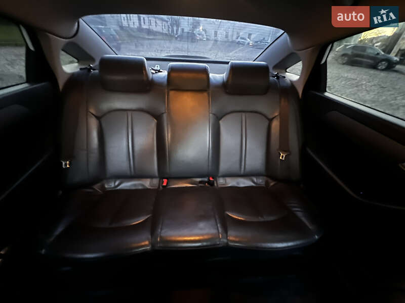 Фото Hyundai Sonata з оголошення AUTO.RIA