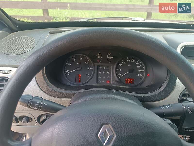 Фото Renault Kangoo з оголошення AUTO.RIA