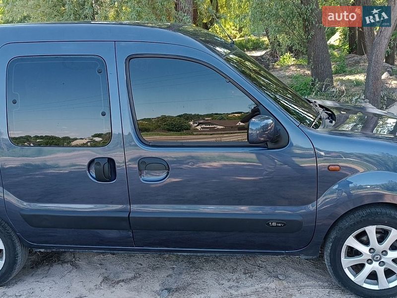 Фото Renault Kangoo з оголошення AUTO.RIA