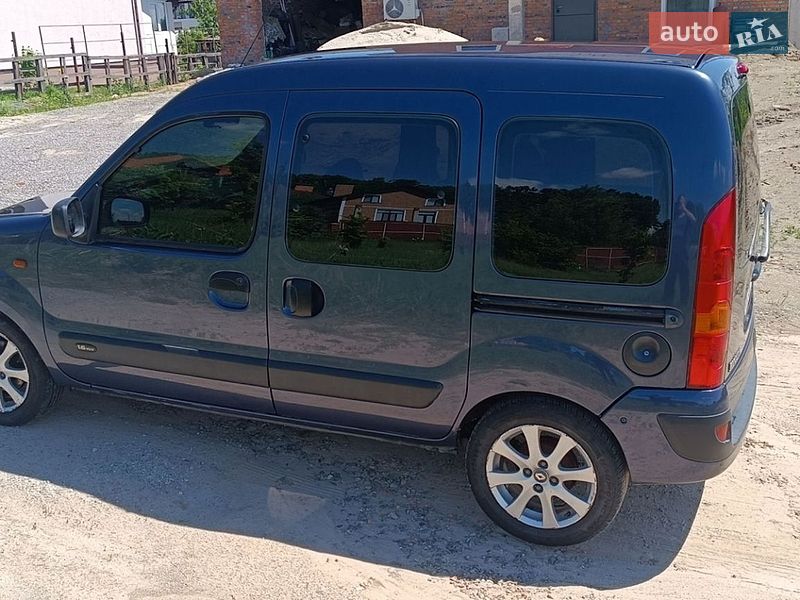 Фото Renault Kangoo з оголошення AUTO.RIA