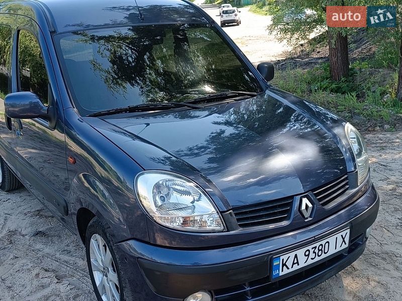 Фото Renault Kangoo з оголошення AUTO.RIA