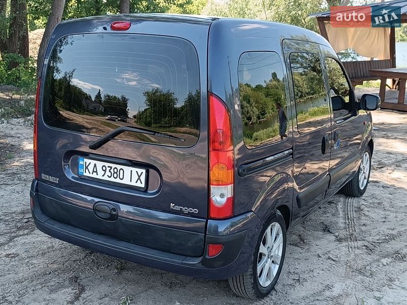 Фото Renault Kangoo з оголошення AUTO.RIA