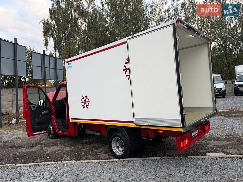 Фото Renault Master з оголошення AUTO.RIA
