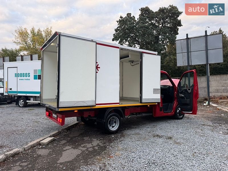 Фото Renault Master з оголошення AUTO.RIA