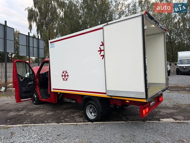 Фото Renault Master з оголошення AUTO.RIA