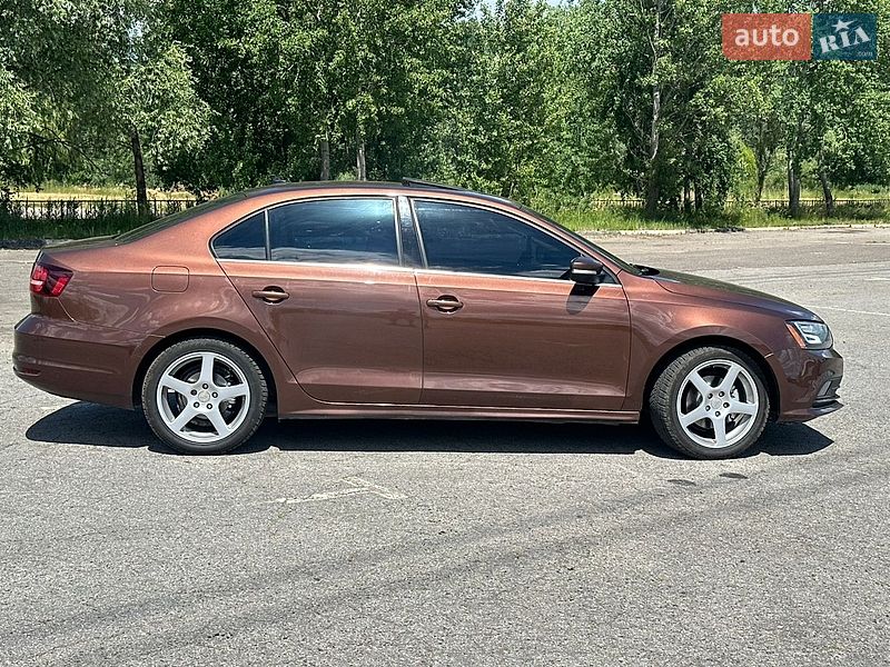 Фото Volkswagen Jetta з оголошення AUTO.RIA