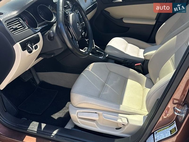 Фото Volkswagen Jetta з оголошення AUTO.RIA
