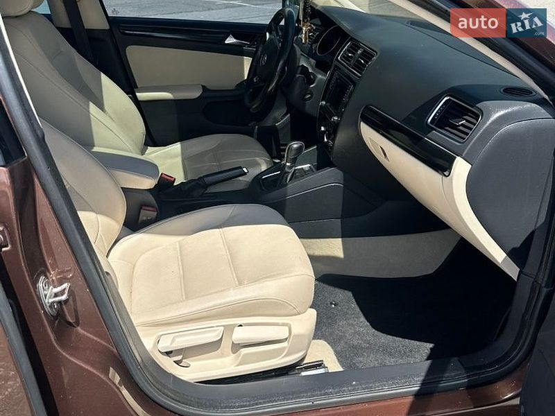 Фото Volkswagen Jetta з оголошення AUTO.RIA