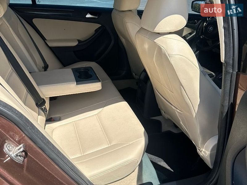 Фото Volkswagen Jetta з оголошення AUTO.RIA