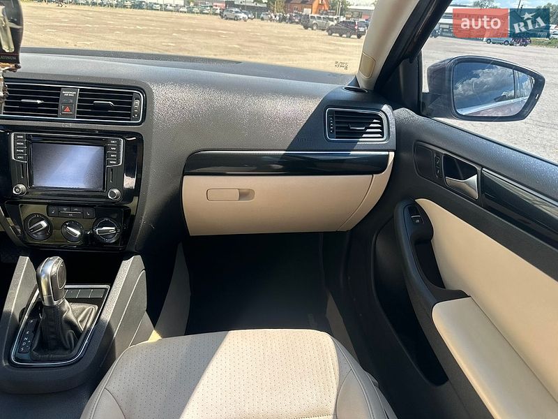Фото Volkswagen Jetta з оголошення AUTO.RIA