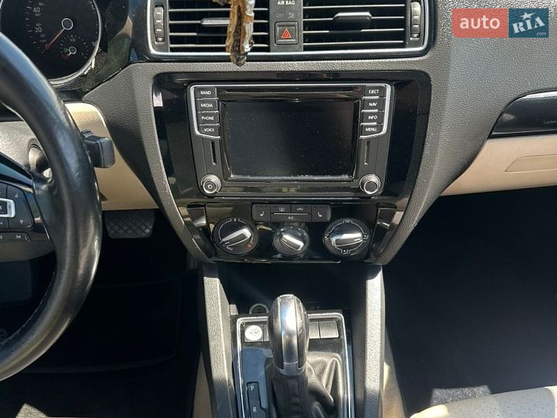 Фото Volkswagen Jetta з оголошення AUTO.RIA