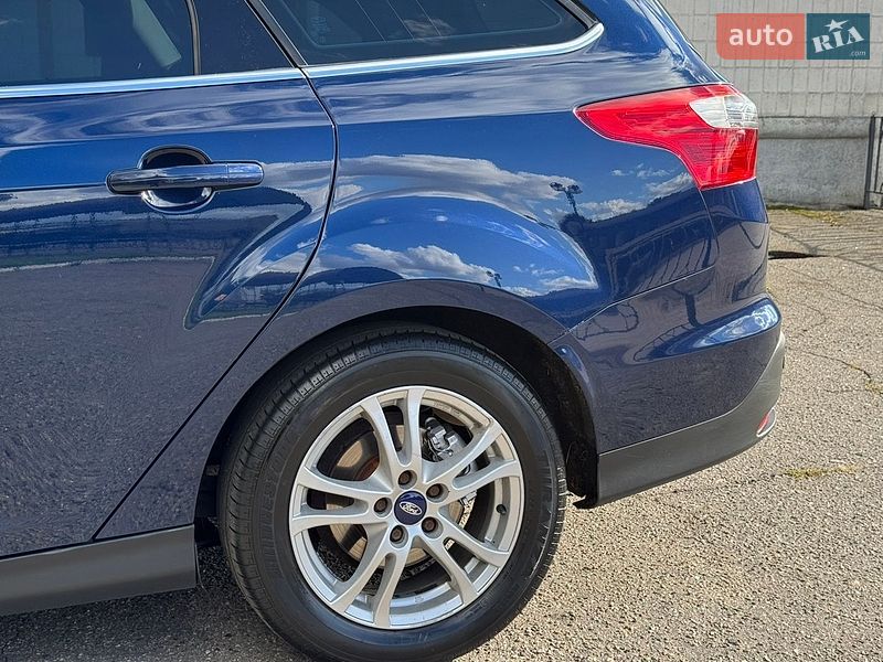Фото Ford Focus з оголошення AUTO.RIA
