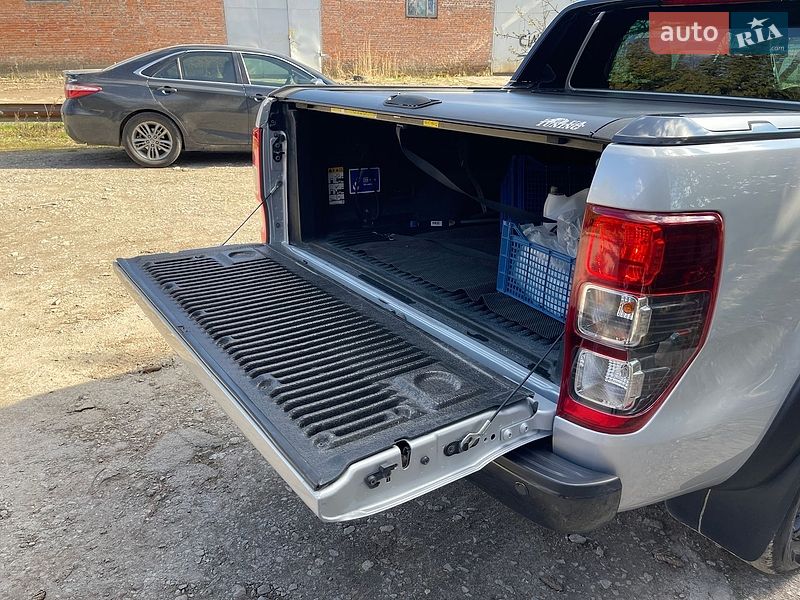 Фото Ford Ranger з оголошення AUTO.RIA