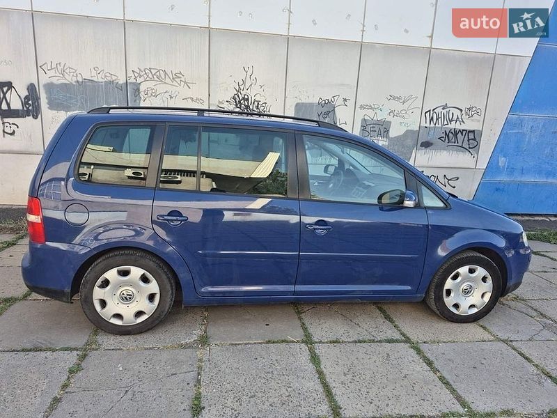 Фото Volkswagen Touran з оголошення AUTO.RIA