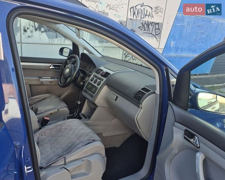 Фото Volkswagen Touran з оголошення AUTO.RIA