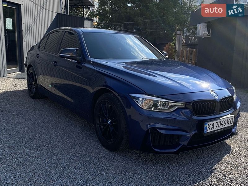 Фото BMW 3 Series з оголошення AUTO.RIA