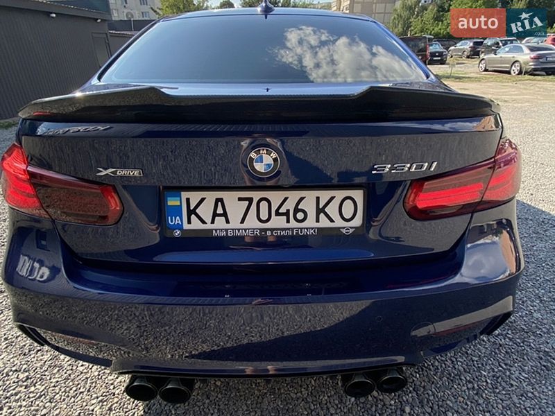 Фото BMW 3 Series з оголошення AUTO.RIA