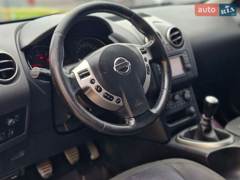 Фото Nissan Qashqai з оголошення AUTO.RIA