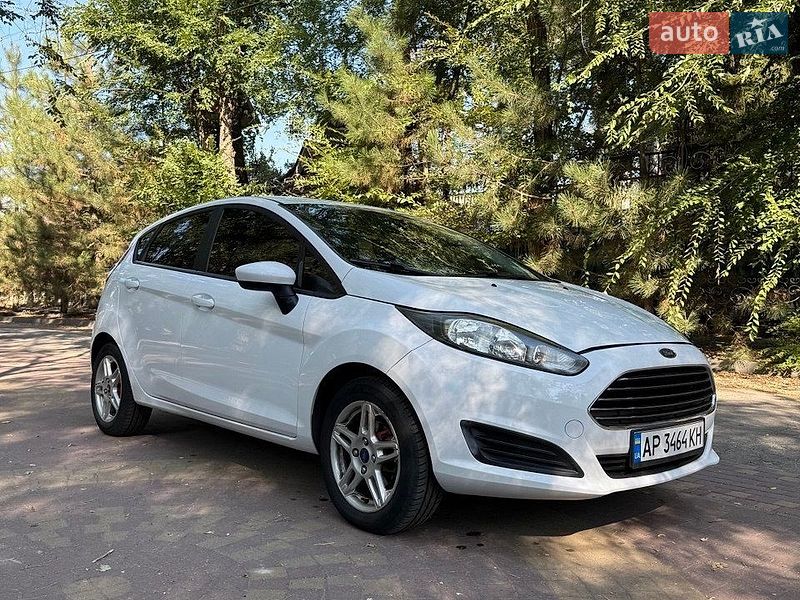 Фото Ford Fiesta з оголошення AUTO.RIA