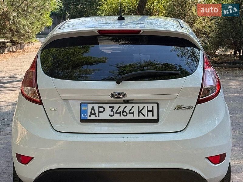 Фото Ford Fiesta з оголошення AUTO.RIA
