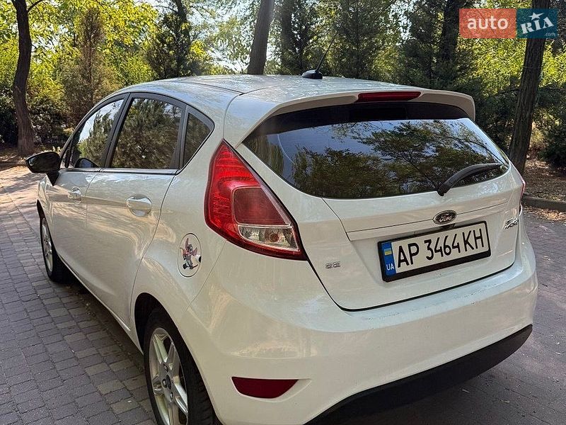 Фото Ford Fiesta з оголошення AUTO.RIA
