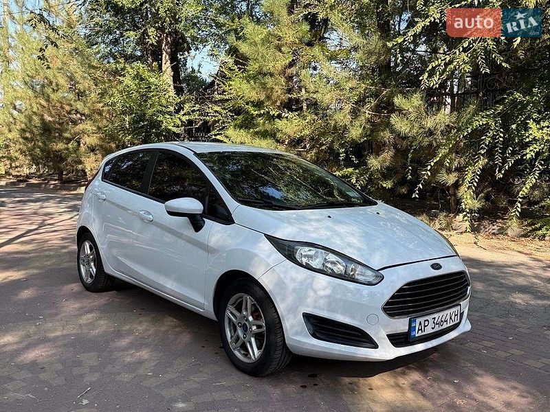 Фото Ford Fiesta з оголошення AUTO.RIA