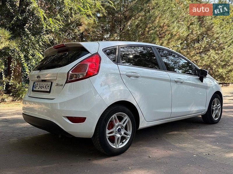 Фото Ford Fiesta з оголошення AUTO.RIA