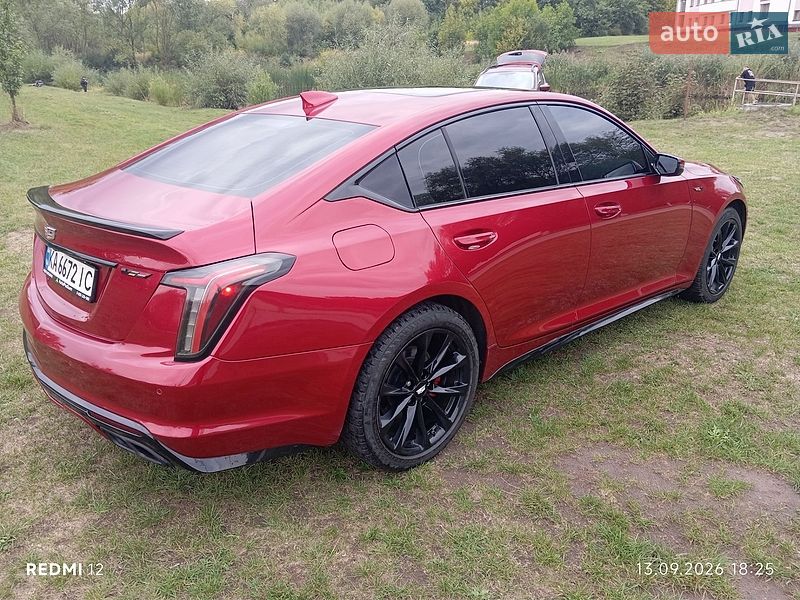 Фото Cadillac CT5 з оголошення AUTO.RIA