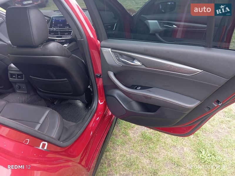 Фото Cadillac CT5 з оголошення AUTO.RIA