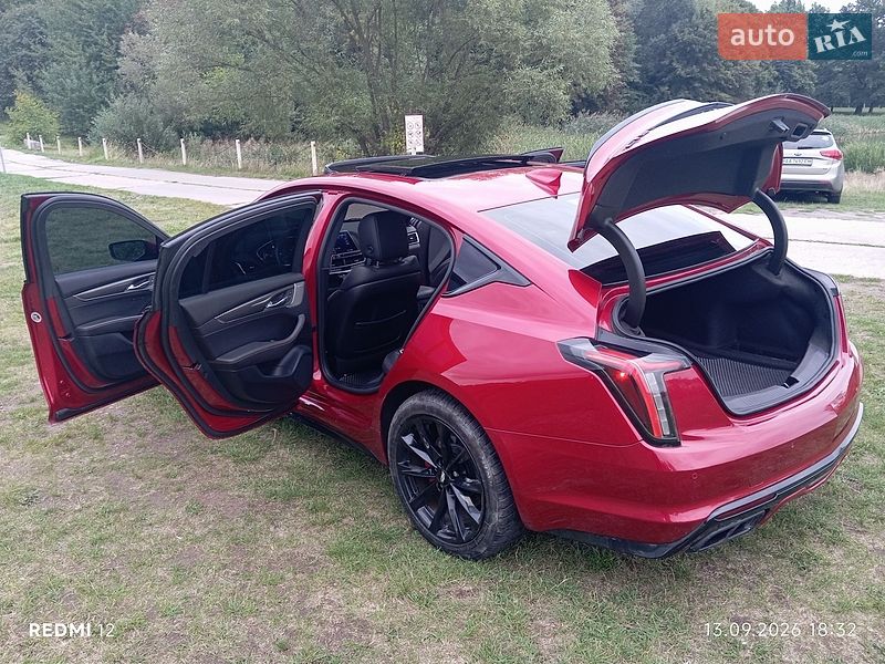 Фото Cadillac CT5 з оголошення AUTO.RIA