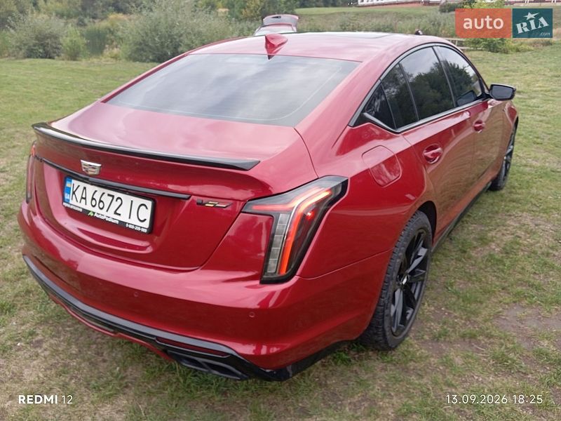 Фото Cadillac CT5 з оголошення AUTO.RIA