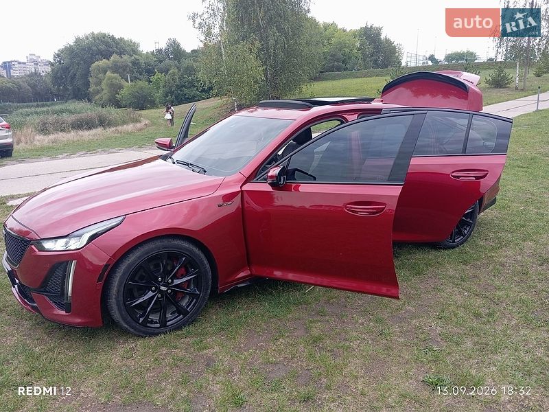 Фото Cadillac CT5 з оголошення AUTO.RIA