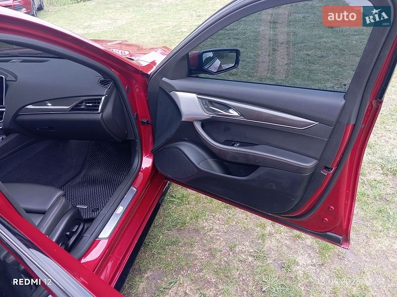 Фото Cadillac CT5 з оголошення AUTO.RIA