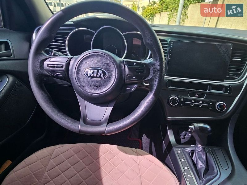 Фото Kia K5 з оголошення AUTO.RIA