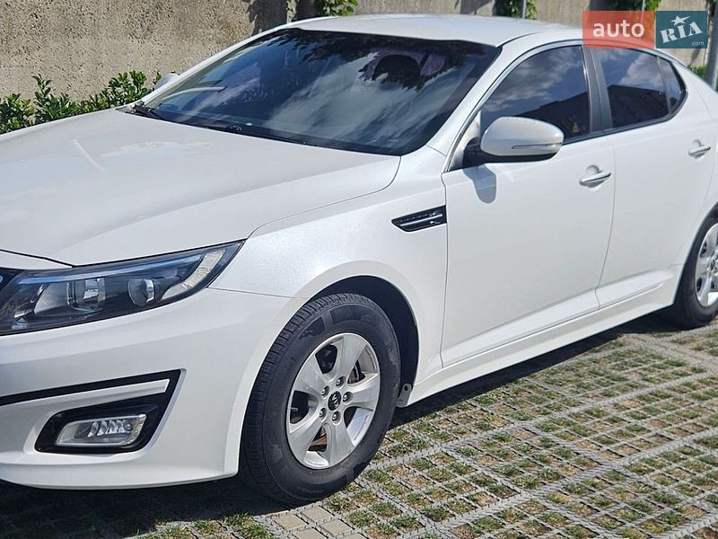 Фото Kia K5 з оголошення AUTO.RIA