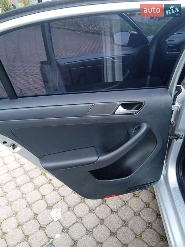 Фото Volkswagen Jetta з оголошення AUTO.RIA