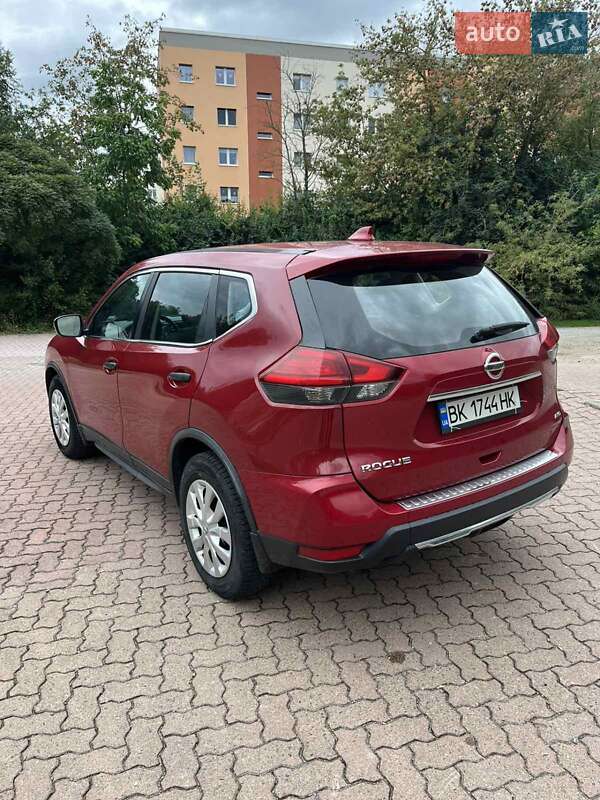 Фото Nissan Rogue з оголошення AUTO.RIA