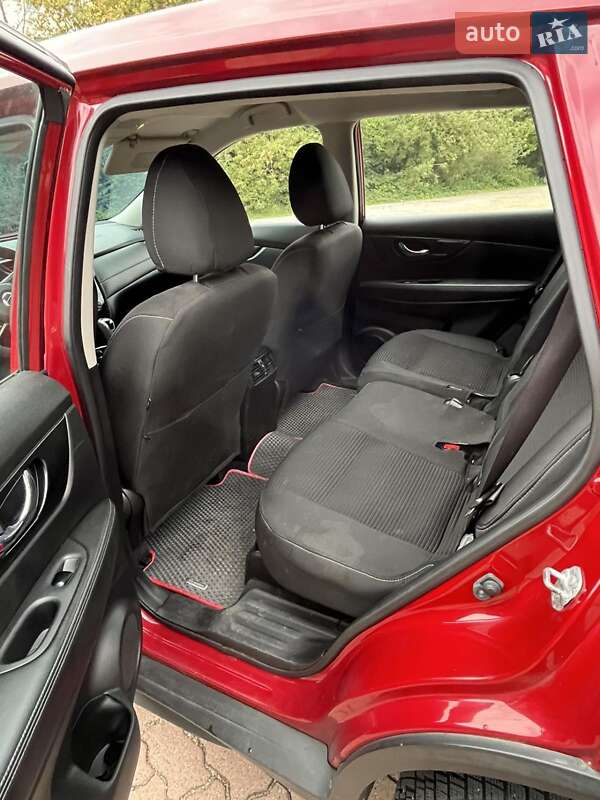 Фото Nissan Rogue з оголошення AUTO.RIA