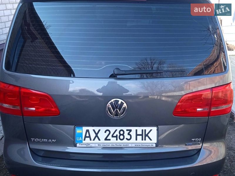 Фото Volkswagen Touran з оголошення AUTO.RIA