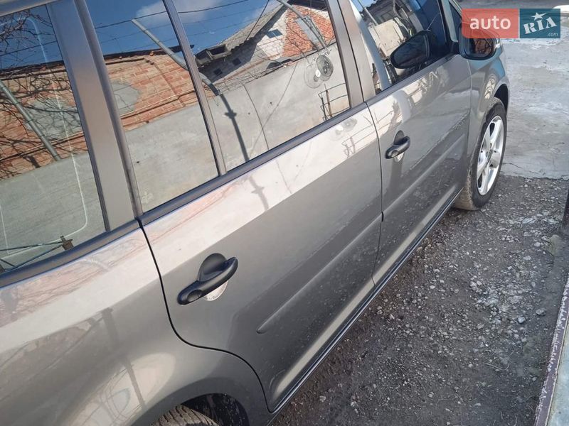 Фото Volkswagen Touran з оголошення AUTO.RIA