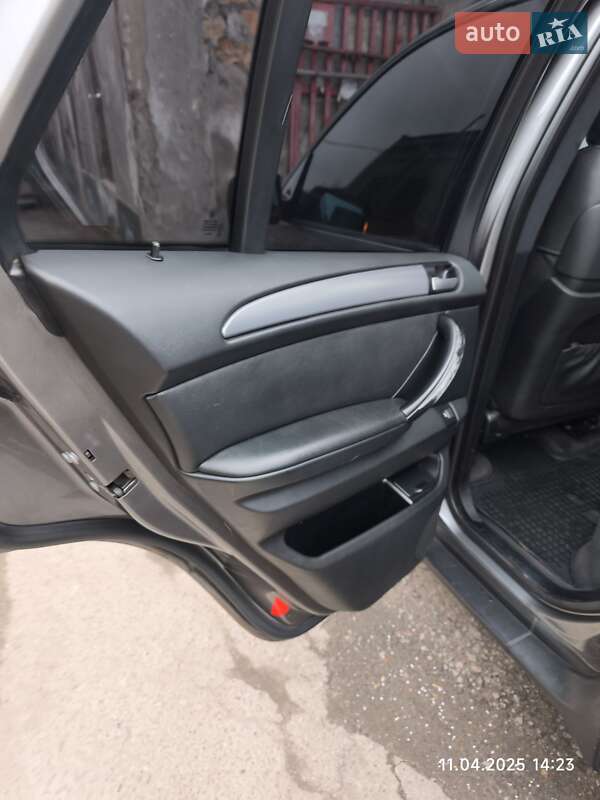 Фото BMW X5 з оголошення AUTO.RIA