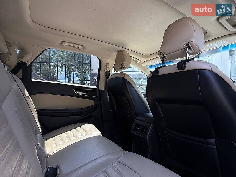 Фото Ford Edge з оголошення AUTO.RIA