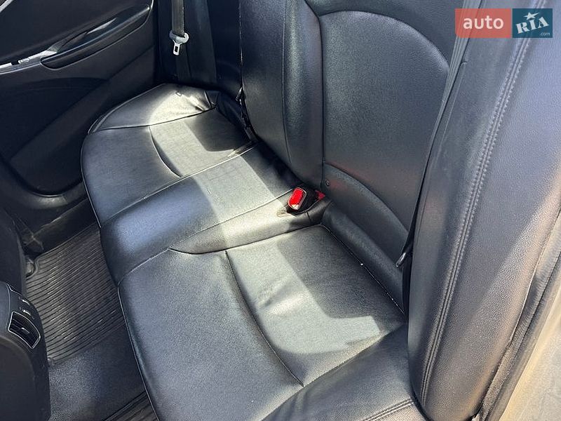 Фото Hyundai Sonata з оголошення AUTO.RIA
