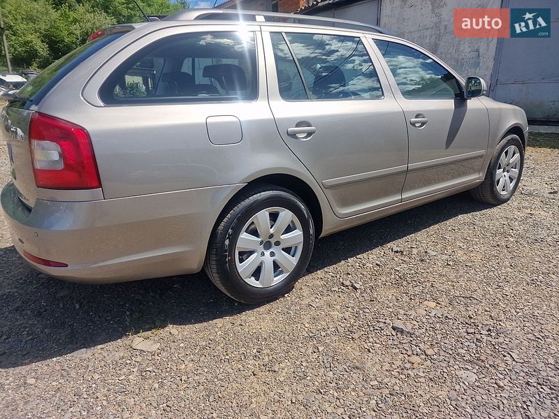 Фото Skoda Octavia з оголошення AUTO.RIA
