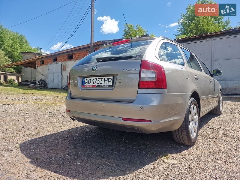 Фото Skoda Octavia з оголошення AUTO.RIA
