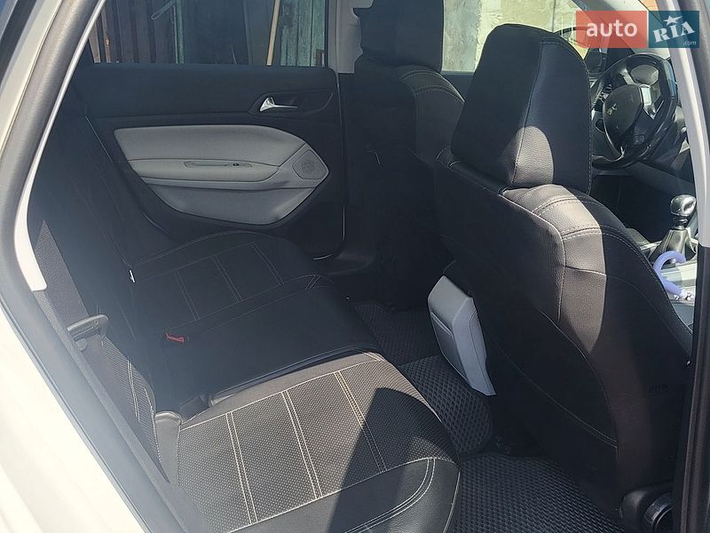Фото Peugeot 308 з оголошення AUTO.RIA