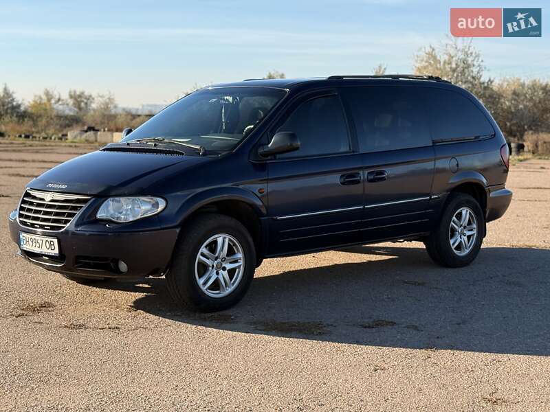 Фото Chrysler Grand Voyager з оголошення AUTO.RIA