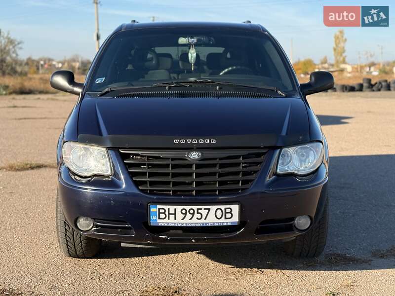 Фото Chrysler Grand Voyager з оголошення AUTO.RIA